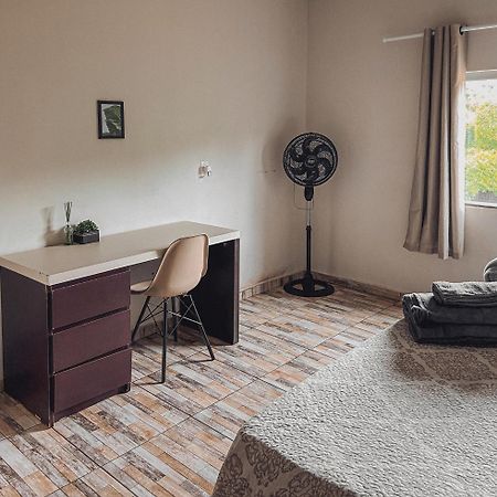Hostel Network - Quartos Privativos Anapolis Bagian luar foto